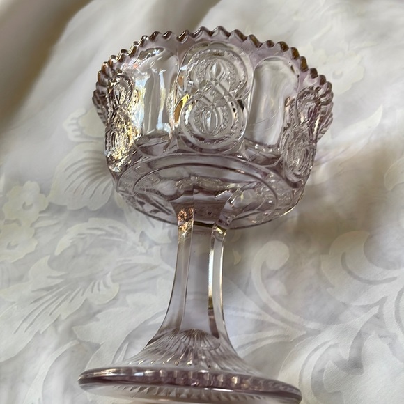 Antique EAPG Glass tinted Amethyst & Gold color footed compote - Picture 4 of 10